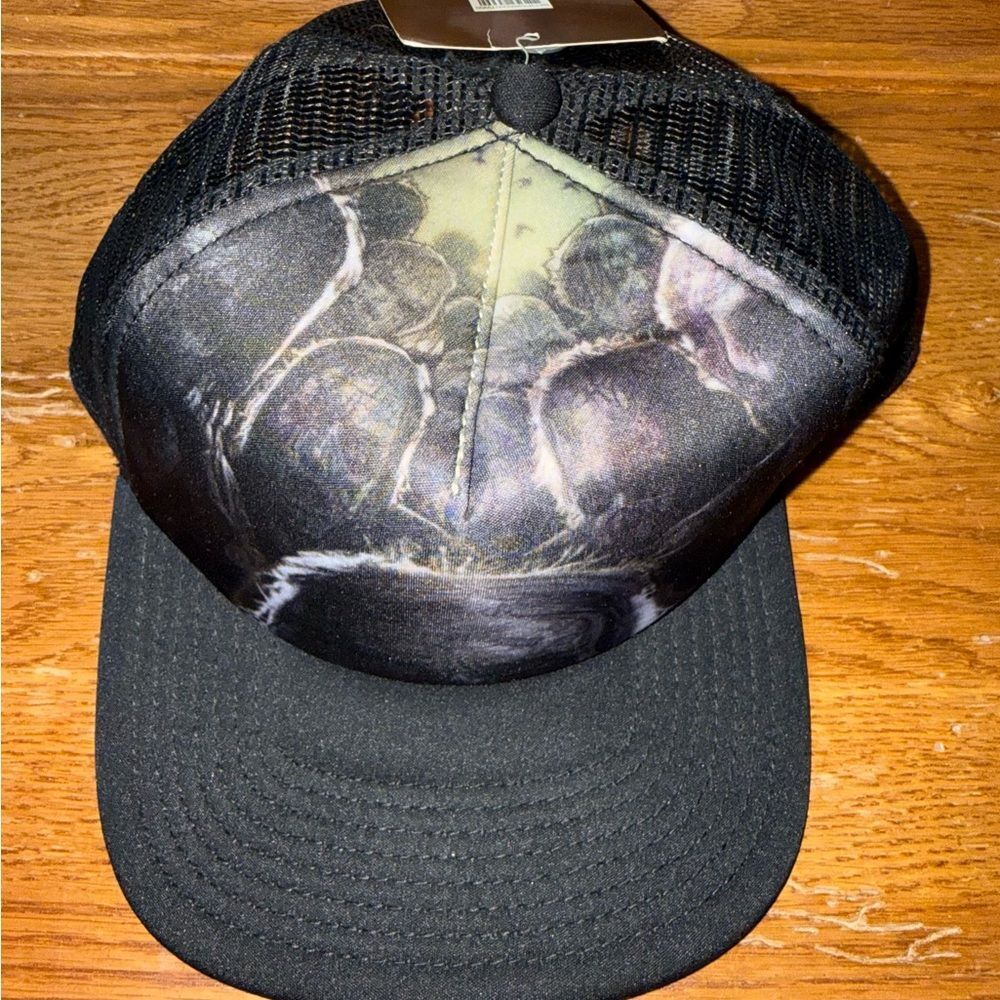 🧟♀️ The Walking Dead Black Zombie 🧟 Trucker Hat - Picture 5 of 13